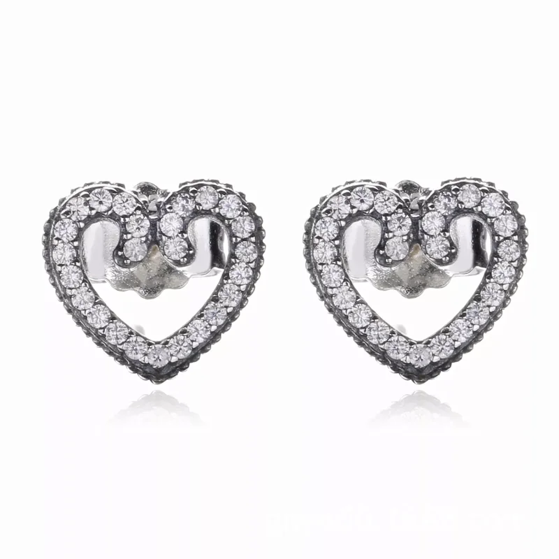 (kuva) Heart Swirls - 297099CZ - Korvakorut | PANDORA - Näytä 2