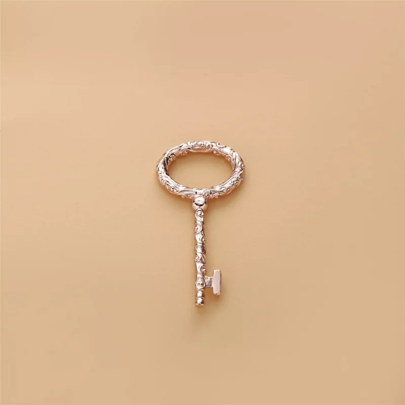 (kuva) Regal Key Necklace - 387676-90 - Kaulakorut ja riipukset | PANDORA - Näytä 2