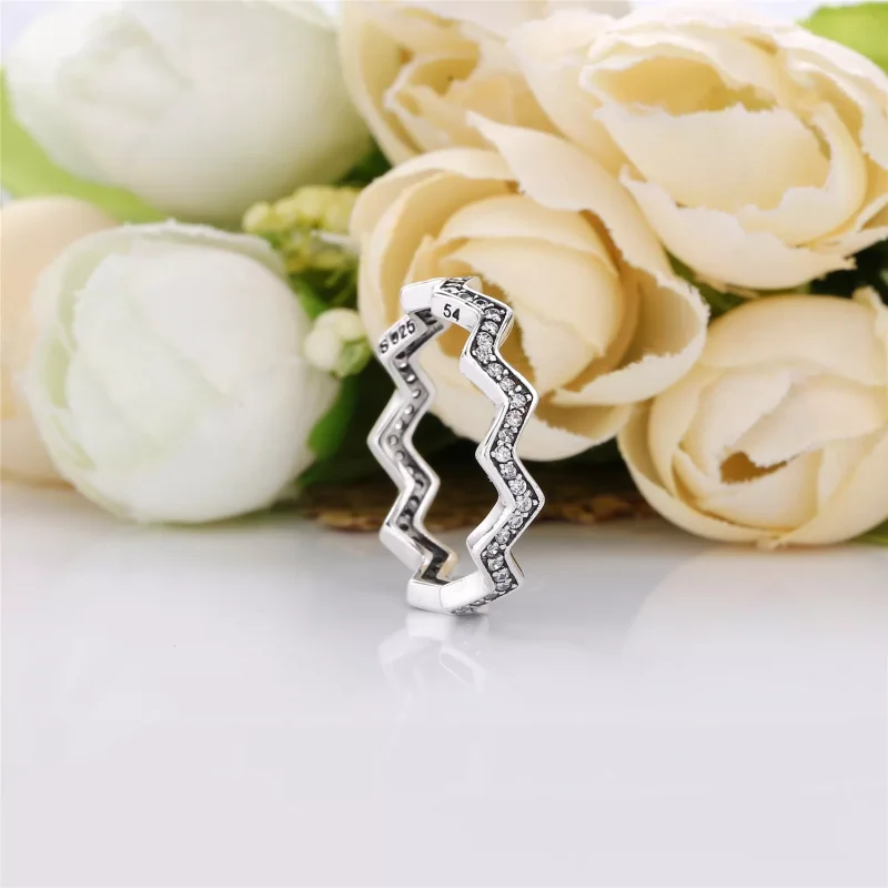 (kuva) Shimmering Zig Zag Ring - 197751CZ - Sormukset | PANDORA - Näytä 2