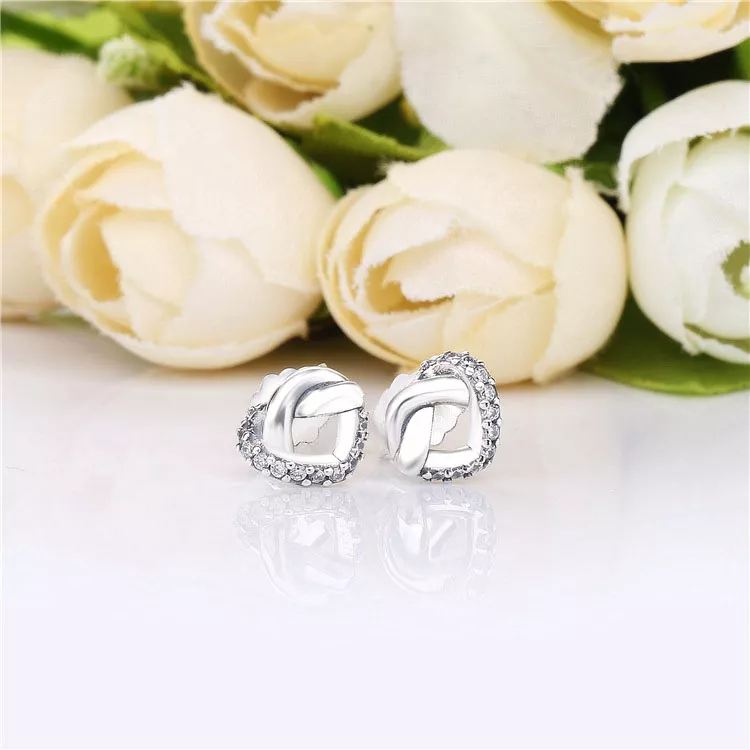 (kuva) Pandora Knotted Hearts korvakorut 298019CZ - Näytä 2