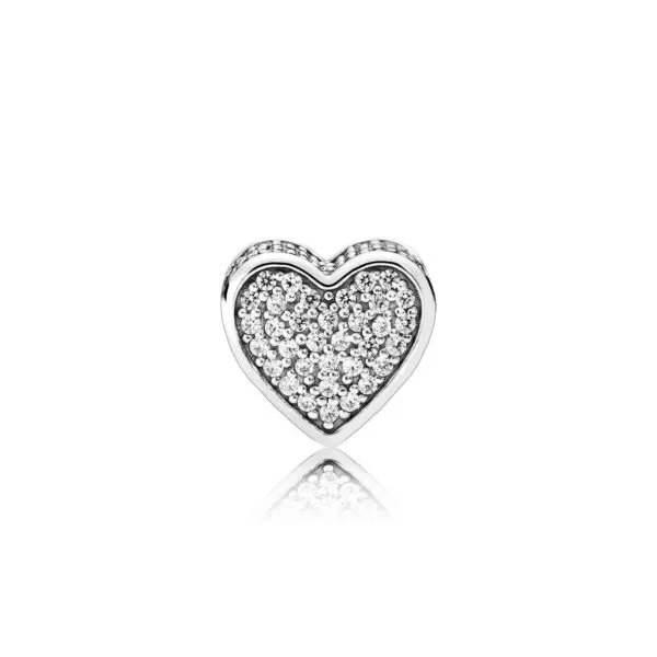 pandora hela essence love