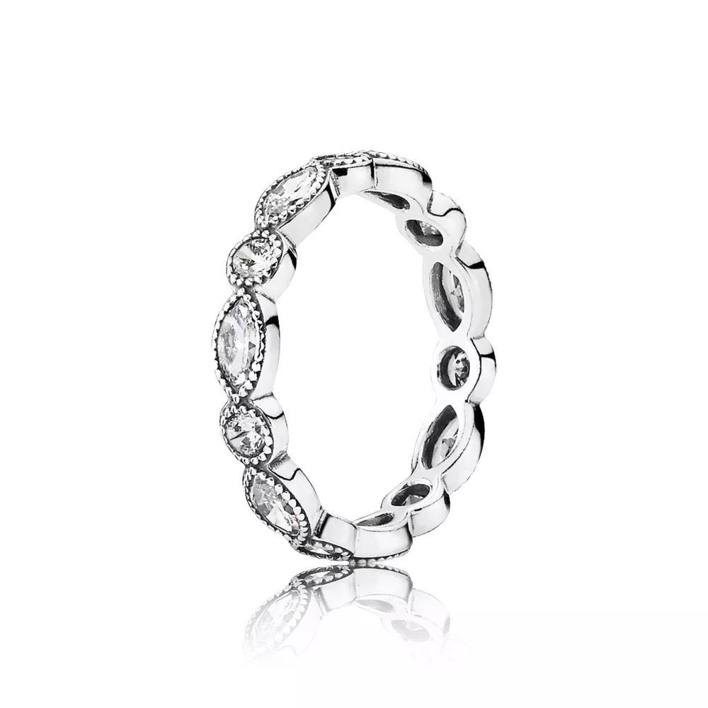 pandora sormus houkutteleva loistava marquise